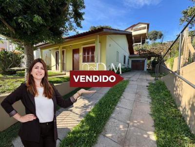 Casa para Venda, em Garibaldi, bairro S�o Francisco, 3 dormit�rios, 2 banheiros, 1 su�te, 1 vaga